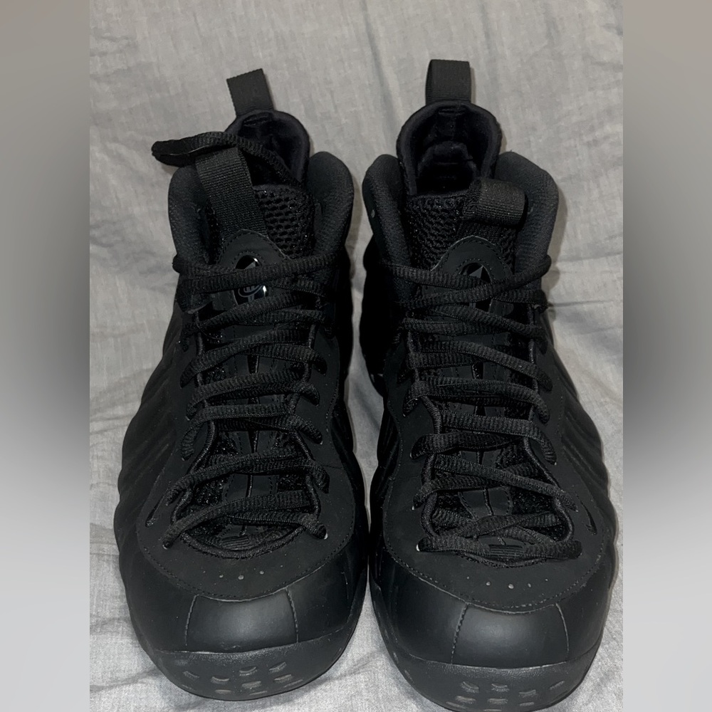 Nike Air Foamposite One “Anthracite”